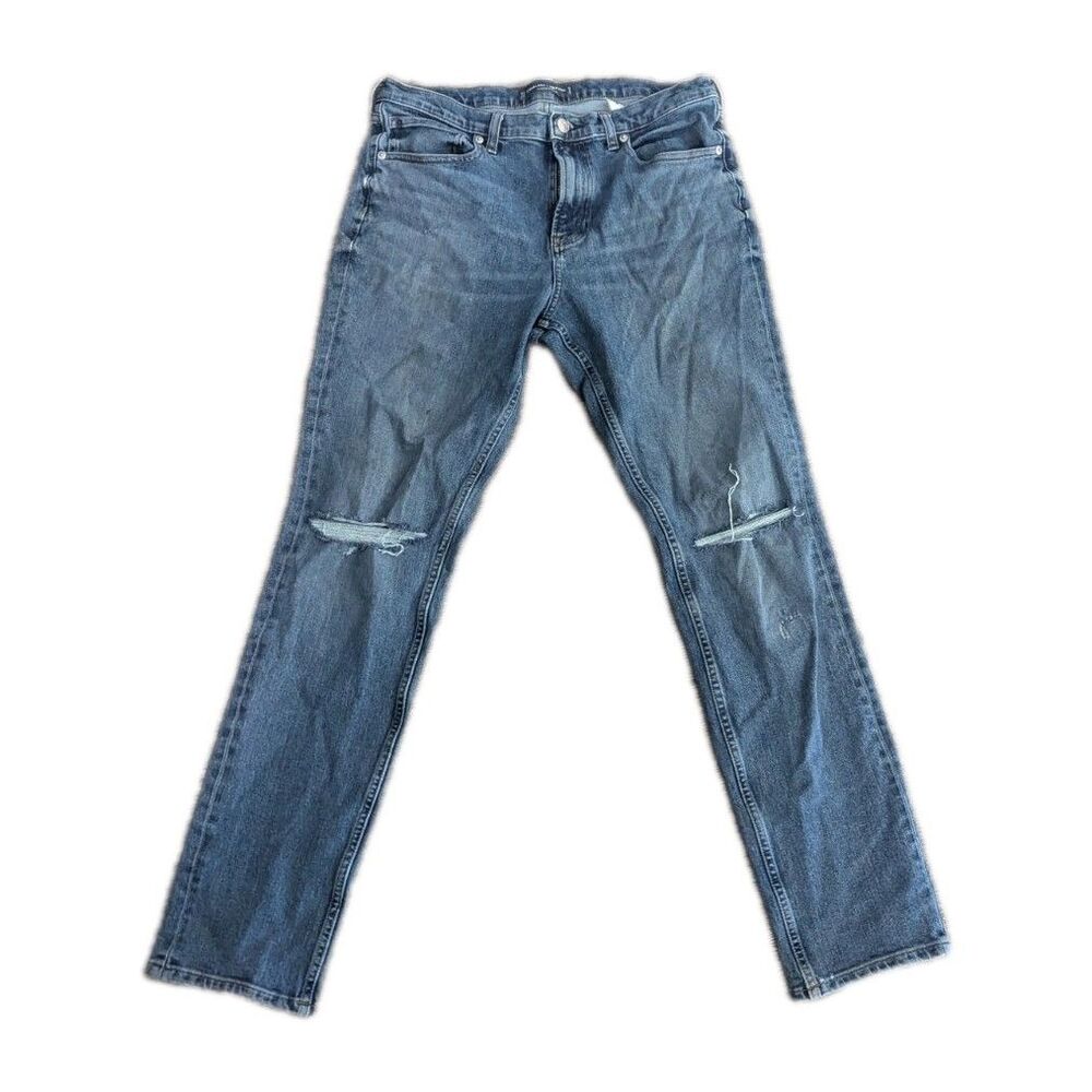 Everlane Uniform Relaxed Straight Fit Jean Mens 32x32 Medium Wash with holes